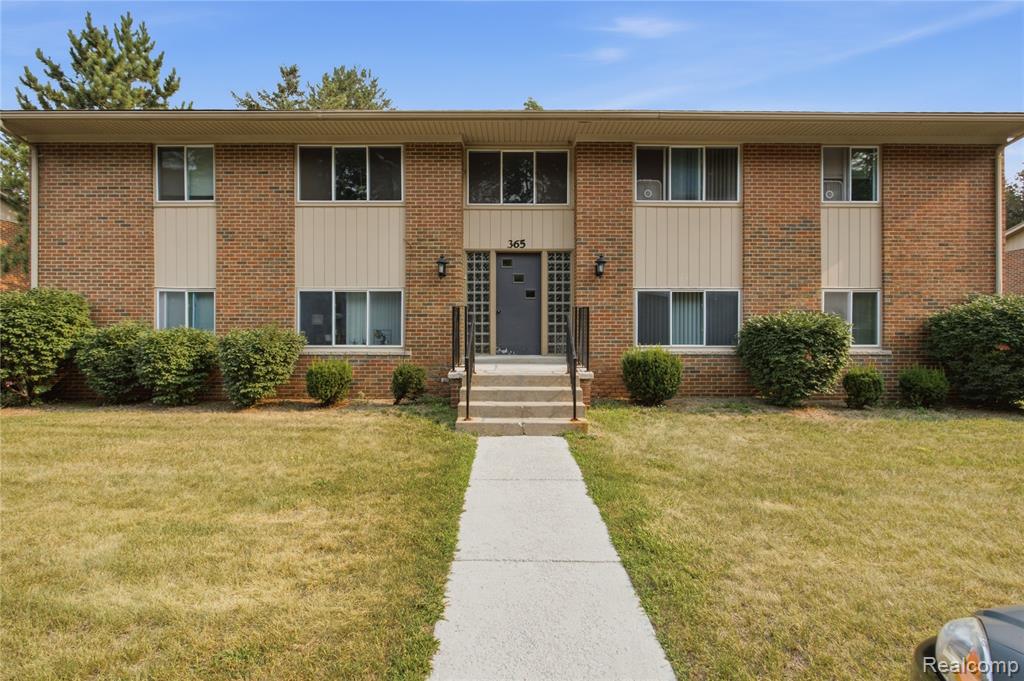 365 Granger Road, Unit 1 Ortonville, MI 48462 - Photo 1 of 23 Gallery Image 1
