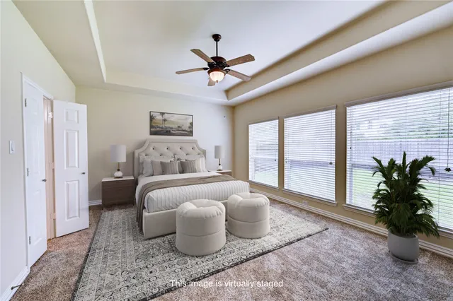 $584,512 | 30 North Scribewood Circle, The Woodlands, TX 77382