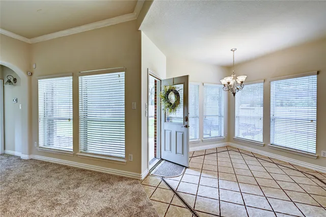 $584,512 | 30 North Scribewood Circle, The Woodlands, TX 77382