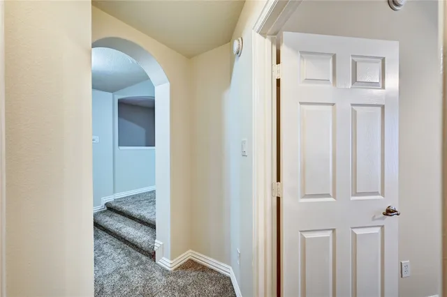 $584,512 | 30 North Scribewood Circle, The Woodlands, TX 77382