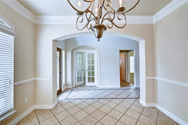 $584,512 | 30 North Scribewood Circle, The Woodlands, TX 77382