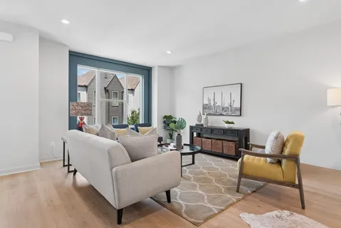 $499,900 | 344 East Village Lane, Nashville, TN 37216