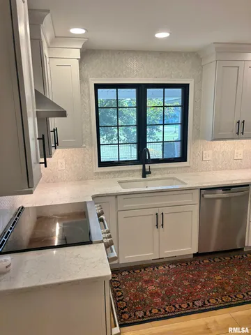 $343,000 | 2175 Southbrooke Road, Jacksonville, IL 62650