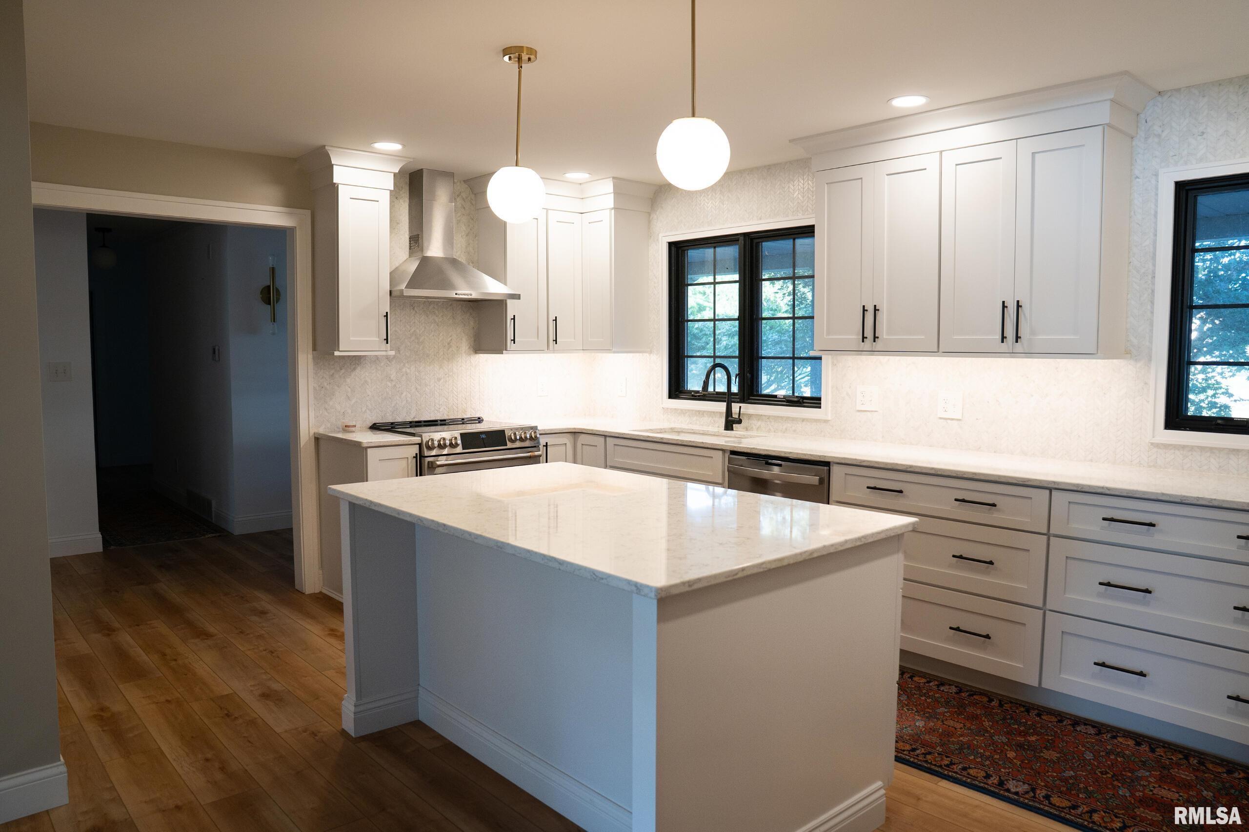 2175 Southbrooke Road Jacksonville, IL 62650 - Photo 19 of 49