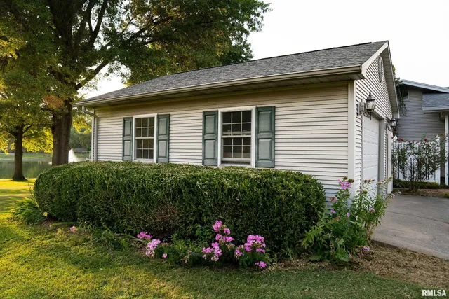 $343,000 | 2175 Southbrooke Road, Jacksonville, IL 62650