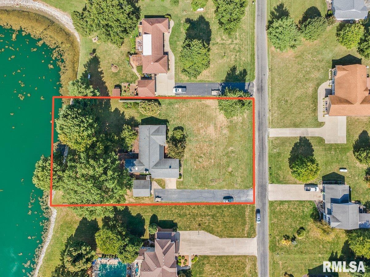 2175 Southbrooke Road Jacksonville, IL 62650 - Photo 6 of 49