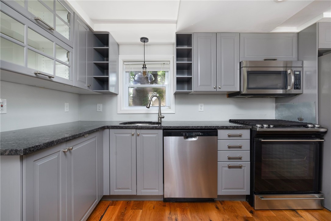 119 Doyle Avenue, Unit 3 Providence, RI 02906 - Photo 6 of 28 Kitchen