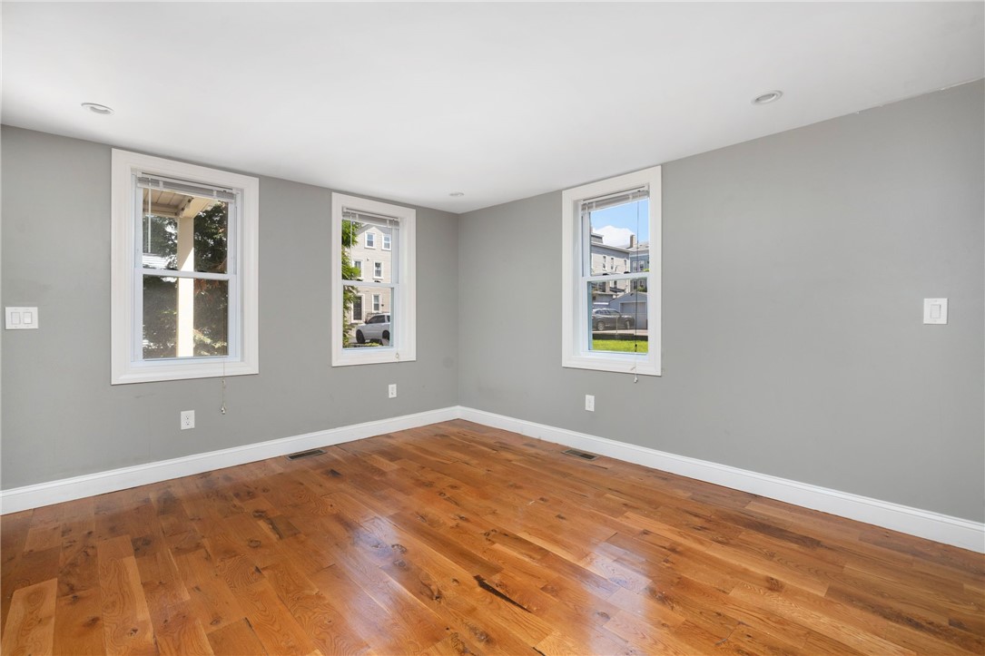 119 Doyle Avenue, Unit 3 Providence, RI 02906 - Photo 10 of 28 Living or Dining (Right of entry)