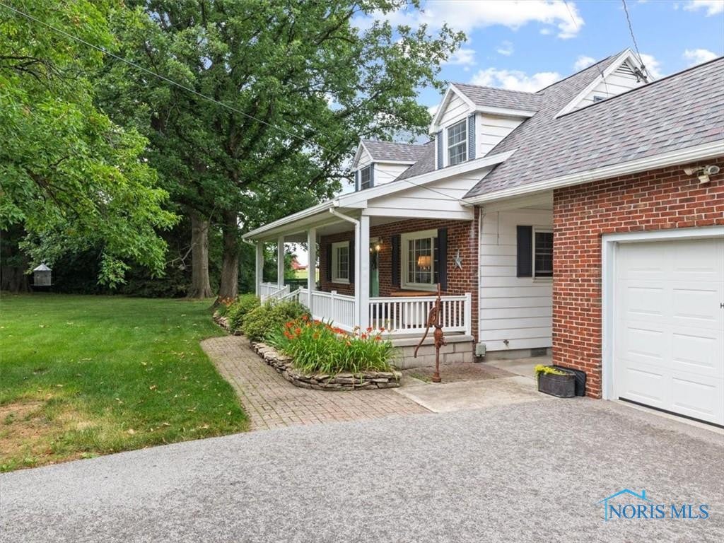 5110 Libbey Road Perrysburg, OH 43551 - Photo 4 of 35 Gallery Image 4