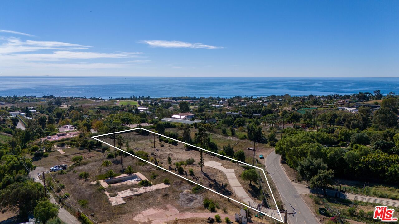 29652 Cuthbert Road Malibu, CA 90265 - Photo 13 of 18