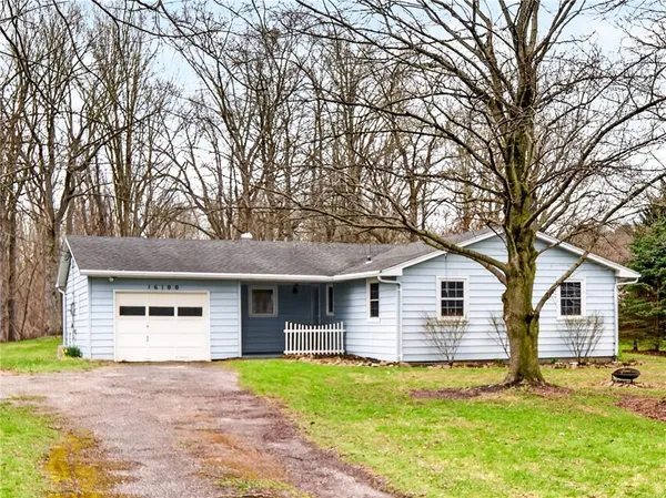 $209,999 | 16100 Brown Schoolhouse Road, Clarendon, NY 14470