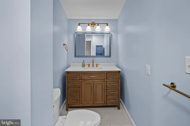 $450,000 | 3053 Berkshire Court, Waldorf, MD 20602