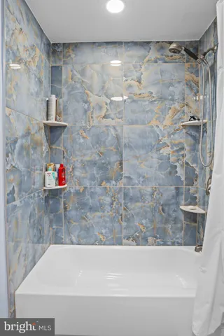 $450,000 | 3053 Berkshire Court, Waldorf, MD 20602