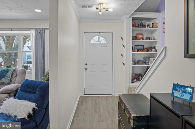 $450,000 | 3053 Berkshire Court, Waldorf, MD 20602