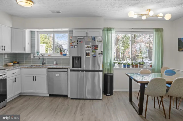 $450,000 | 3053 Berkshire Court, Waldorf, MD 20602