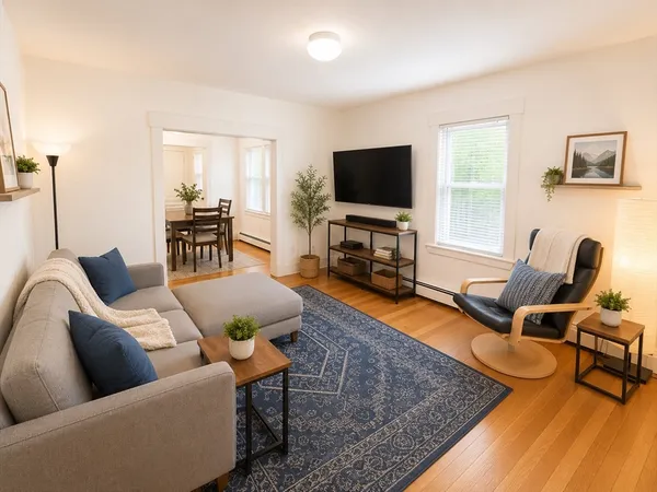 $2,800 | 28 Mechanic Street, Unit 28, Newton, MA 02464