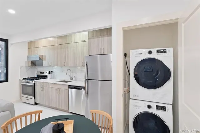 $533,000 | 124-28 Queens Boulevard, Unit 9B | Kew Gardens