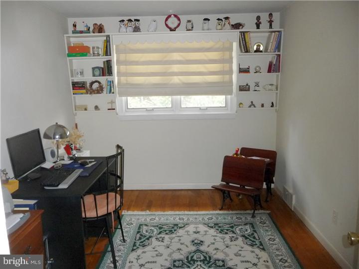 210 Paper Mill Road Oreland, PA 19075 - Photo 11 of 12 Bedroom 2