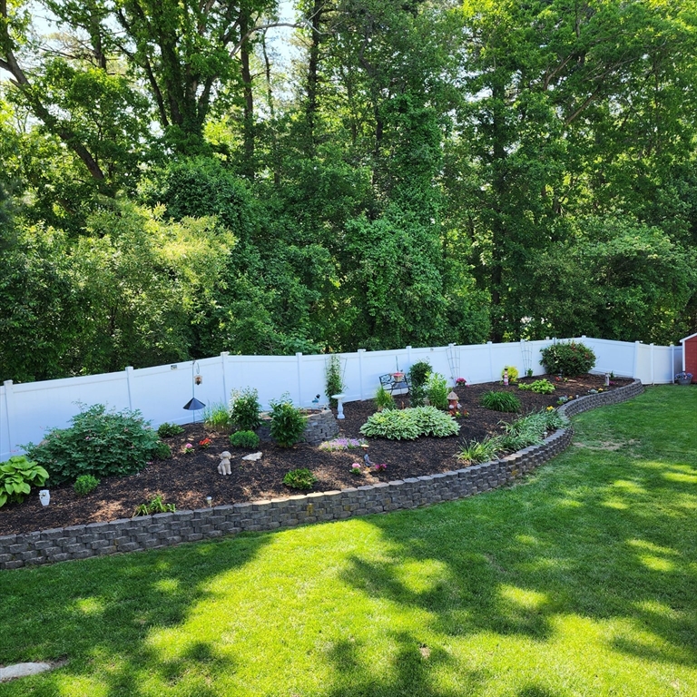 6 Montclair Circle Billerica, MA 01821 - Photo 42 of 42 a view of an outdoor space
