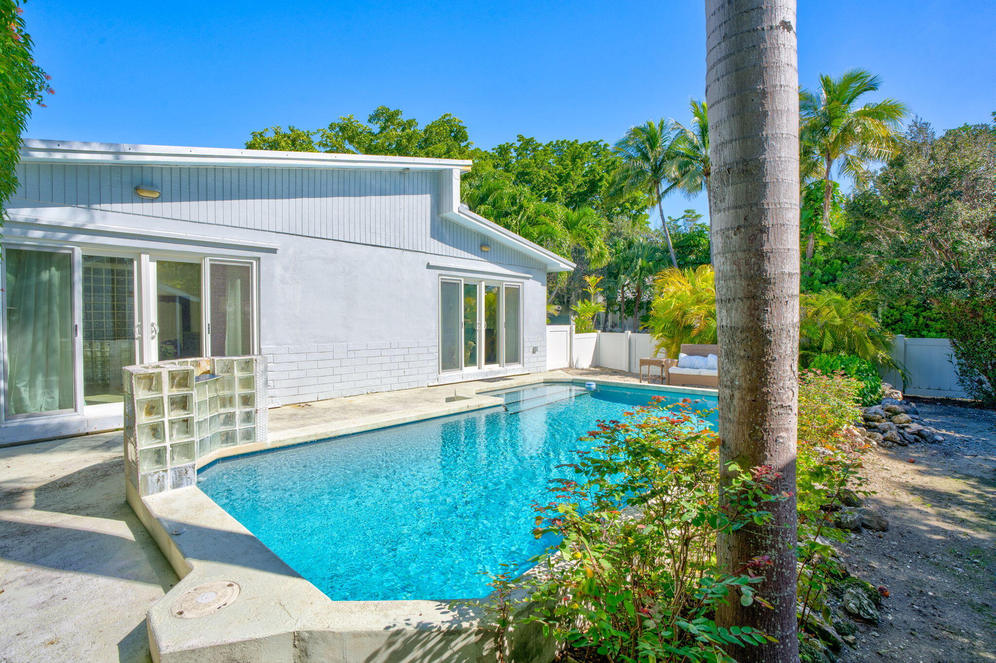 2524 Patterson Avenue Key West, FL 33040 - Photo 25 of 36 Pool