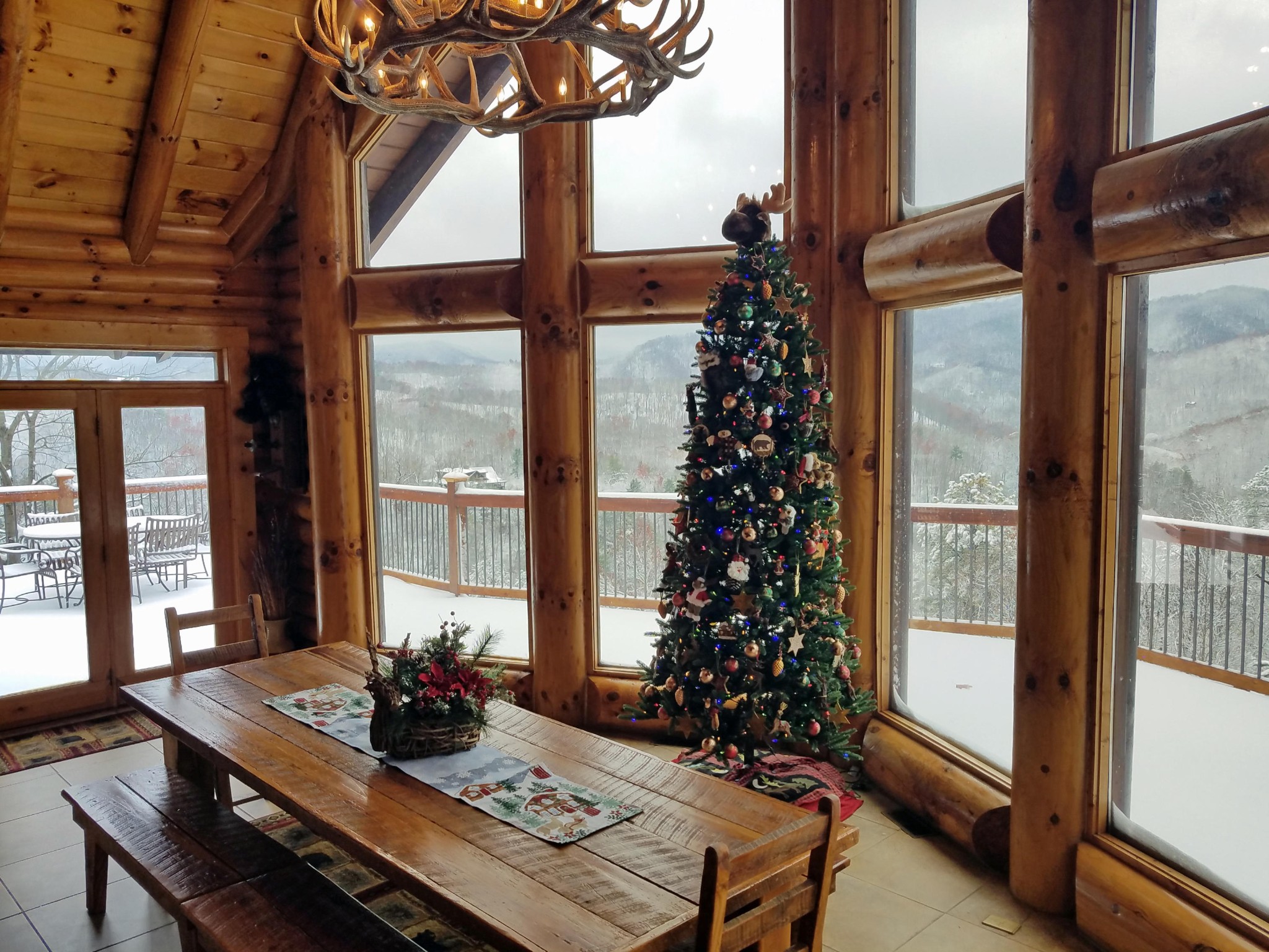 3005 Redtail Road Sevierville, TN 37862 - Photo 15 of 37 a room with a large window and furniture