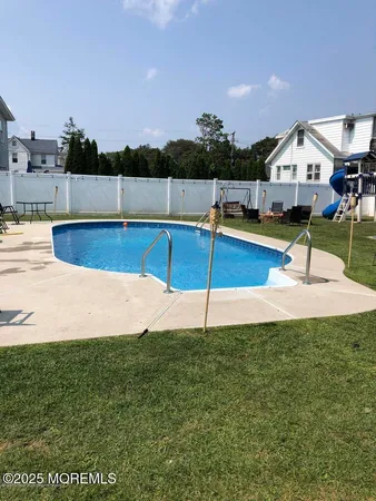 $4,700 | 317 Roosevelt Avenue, Oakhurst, NJ 07755