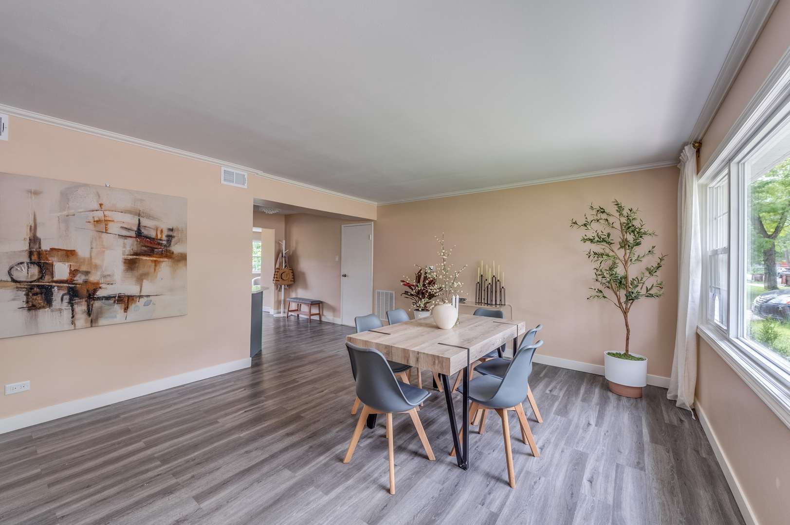 407 Watseka Street Park Forest, IL 60466 - Photo 9 of 21 a view of a dining room with furniture and wooden floor