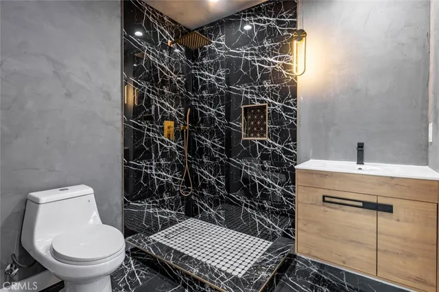 $4,000 | 4731 West El Segundo Boulevard, Hawthorne, CA 90250