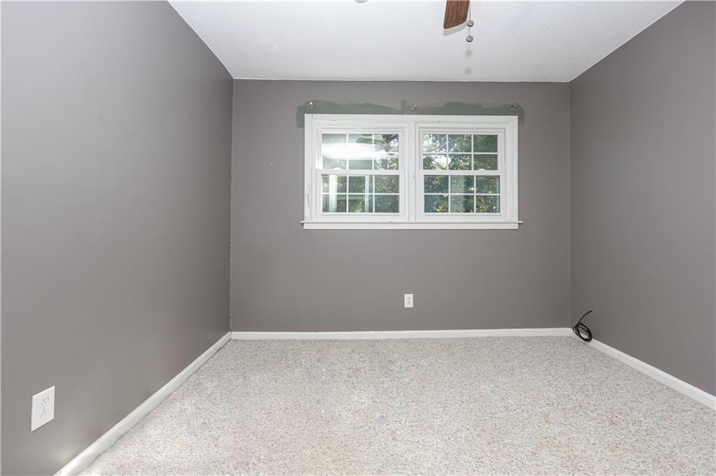 1101 Scott Boulevard Decatur, GA 30030 - Photo 24 of 27 an empty room with a window