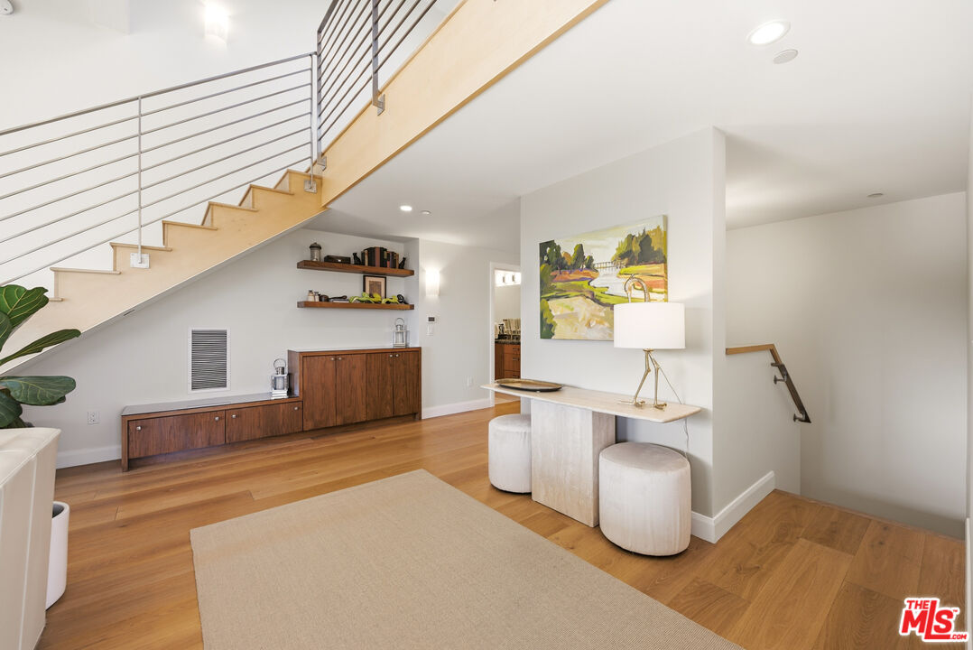 27008 Old Chimney Road Malibu, CA 90265 - Photo 11 of 33