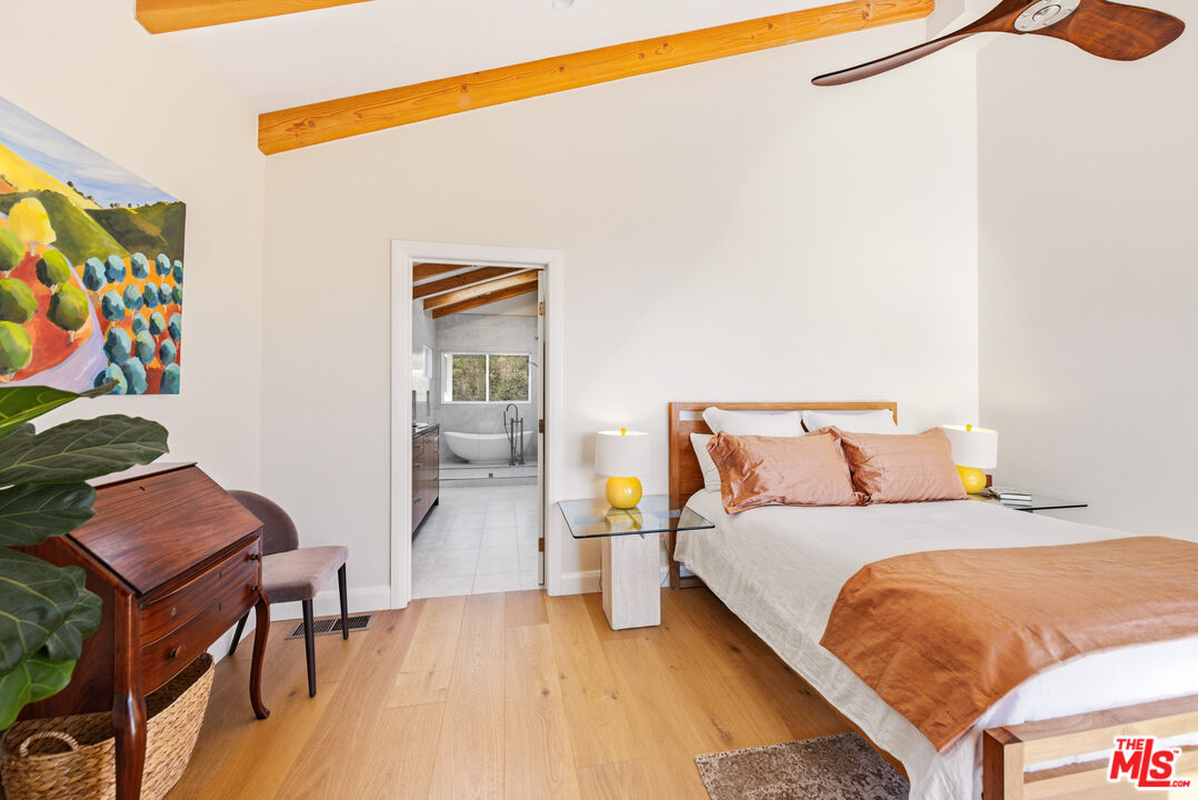 27008 Old Chimney Road Malibu, CA 90265 - Photo 13 of 33