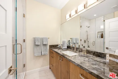 $3,295,000 | 27008 Old Chimney Road, Malibu, CA 90265