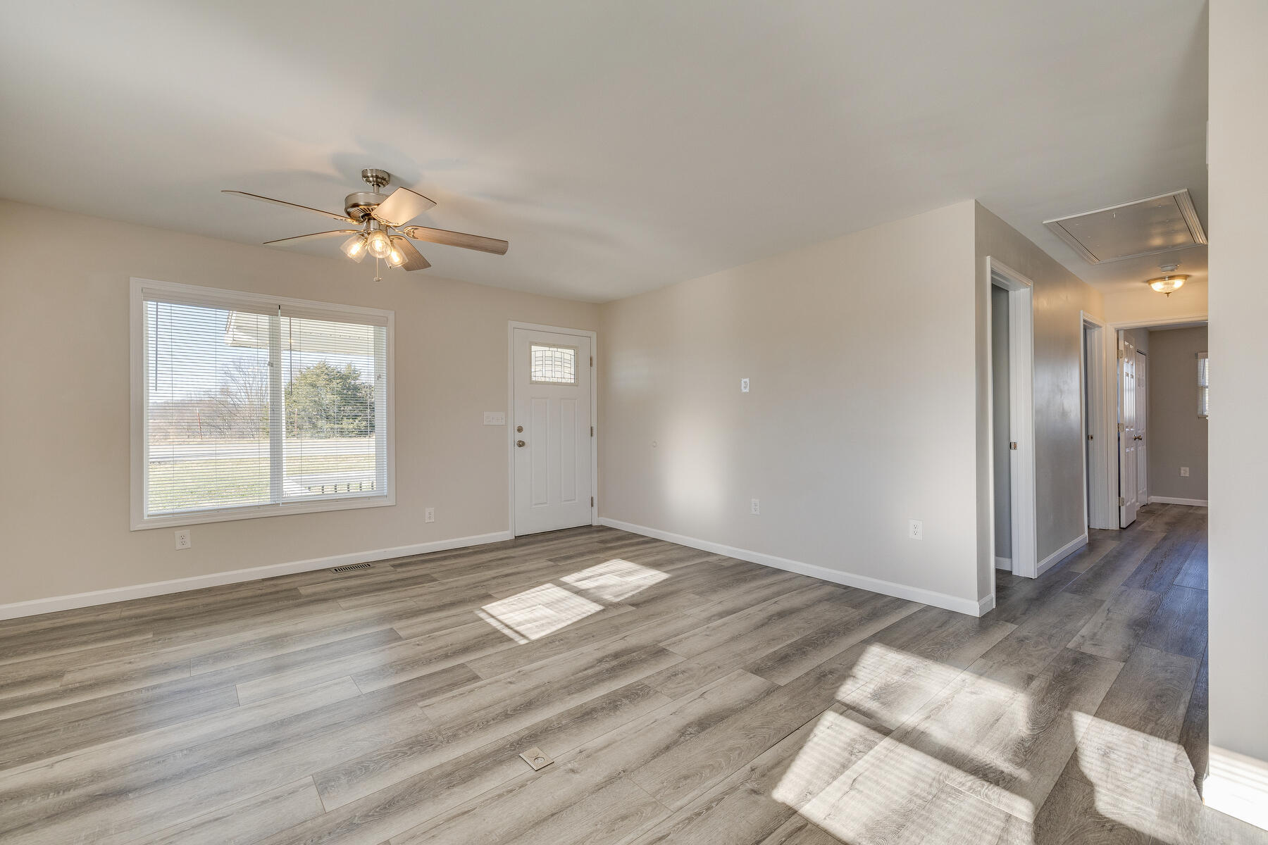 155 Ridgecrest Road Jonesborough, TN 37659 - Photo 7 of 29 007