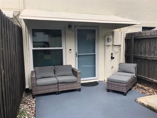 $3,375 | 4304 La Riviera Court, Tampa, FL 33611