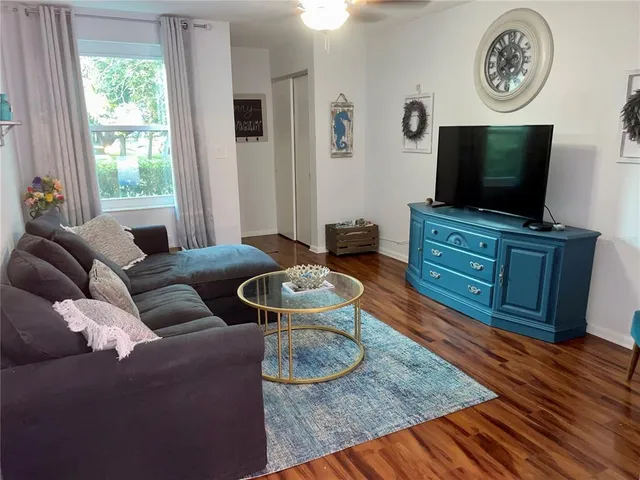 $3,375 | 4304 La Riviera Court, Tampa, FL 33611