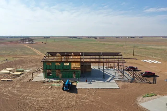 $975,000 | 21701 County Road 2040, Lubbock, TX 79423