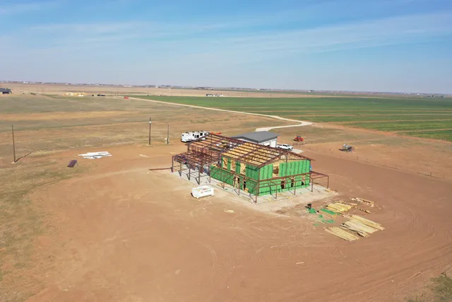 $975,000 | 21701 County Road 2040, Lubbock, TX 79423