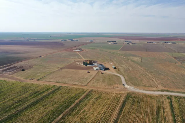 $975,000 | 21701 County Road 2040, Lubbock, TX 79423