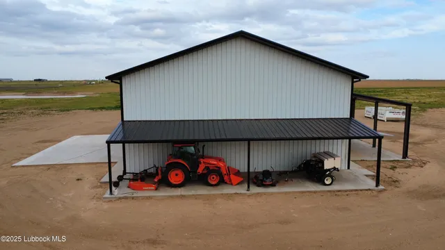 $975,000 | 21701 County Road 2040, Lubbock, TX 79423