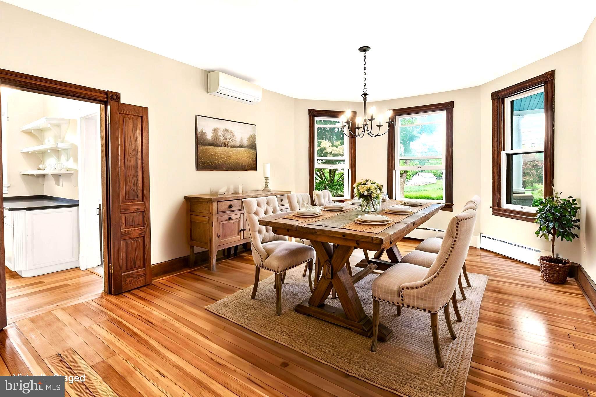18040 Barnesville Road Barnesville, MD 20838 - Photo 36 of 101 Dining room (virtually staged)