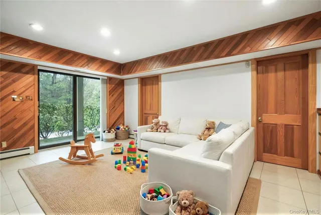 $1,249,000 | 8 Talcott Road, Rye Brook, NY 10573