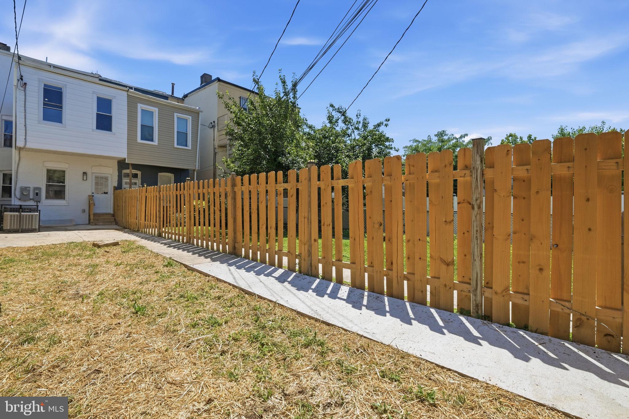326 East 22nd Street Baltimore, MD 21218 - Photo 36 of 41