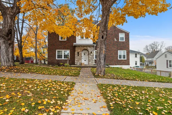 $325,000 | 112 2nd Avenue Northwest, Faribault, MN 55021