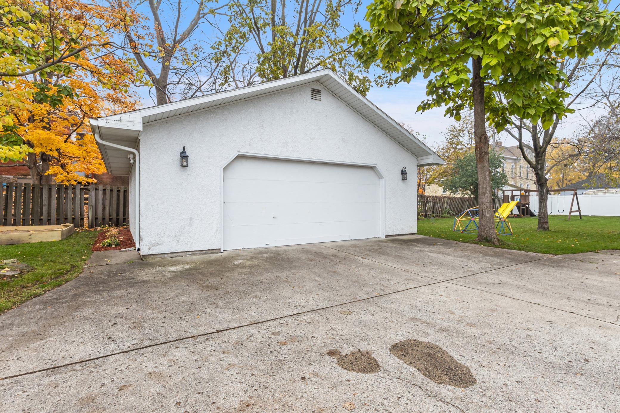 112 2nd Avenue Northwest Faribault, MN 55021 - Photo 30 of 37