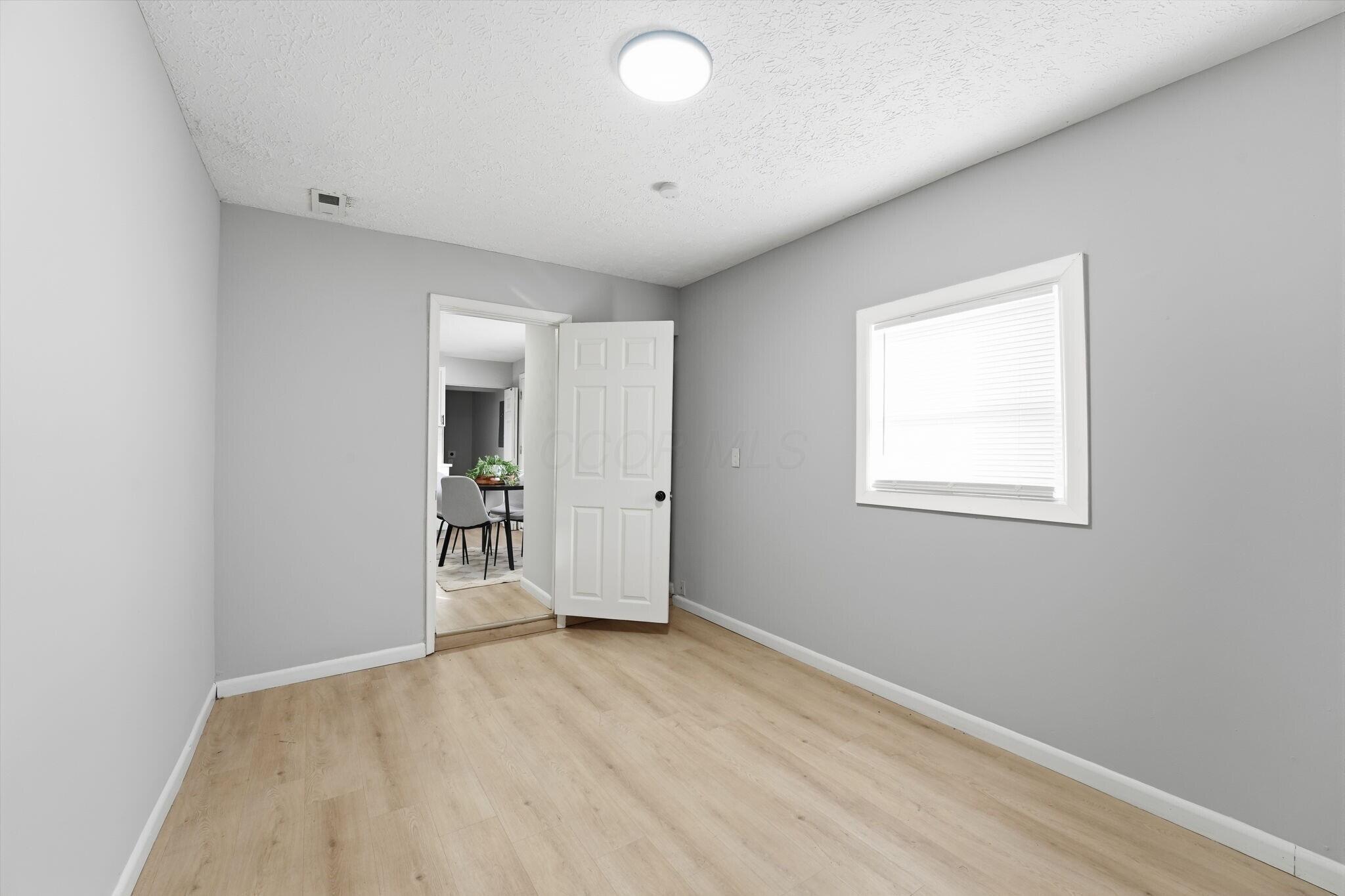 577 Barcher Road Columbus, OH 43207 - Photo 27 of 34 19-web-or-mls-577-barcher-rd