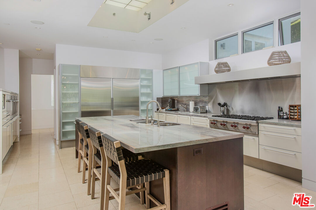 27454 Winding Way Malibu, CA 90265 - Photo 25 of 68