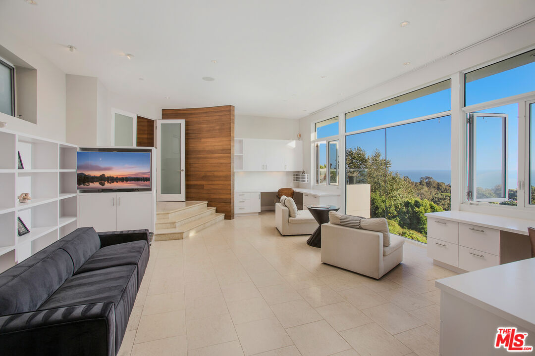 27454 Winding Way Malibu, CA 90265 - Photo 33 of 68