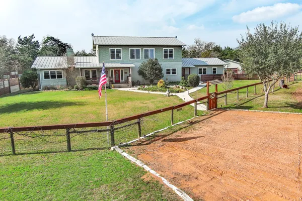 $1,299,900 | 418 Vyvjala Road, Smithville, TX 78957