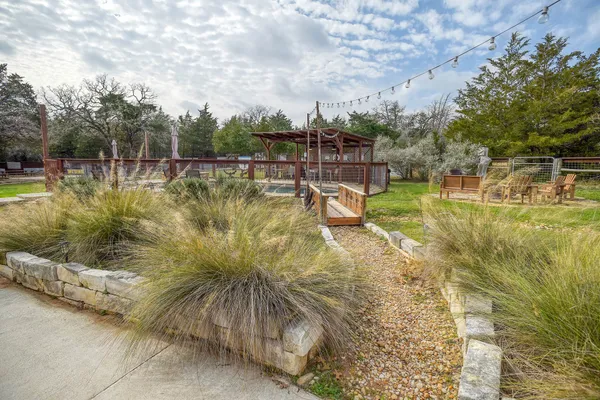 $1,299,900 | 418 Vyvjala Road, Smithville, TX 78957