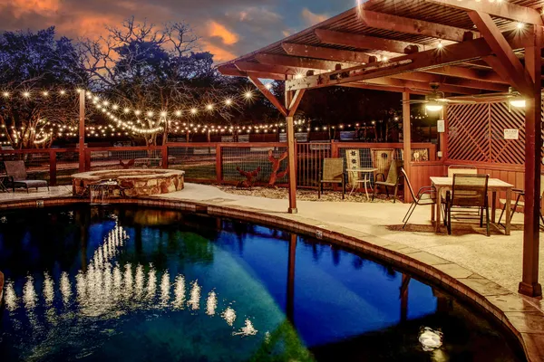 $1,299,900 | 418 Vyvjala Road, Smithville, TX 78957